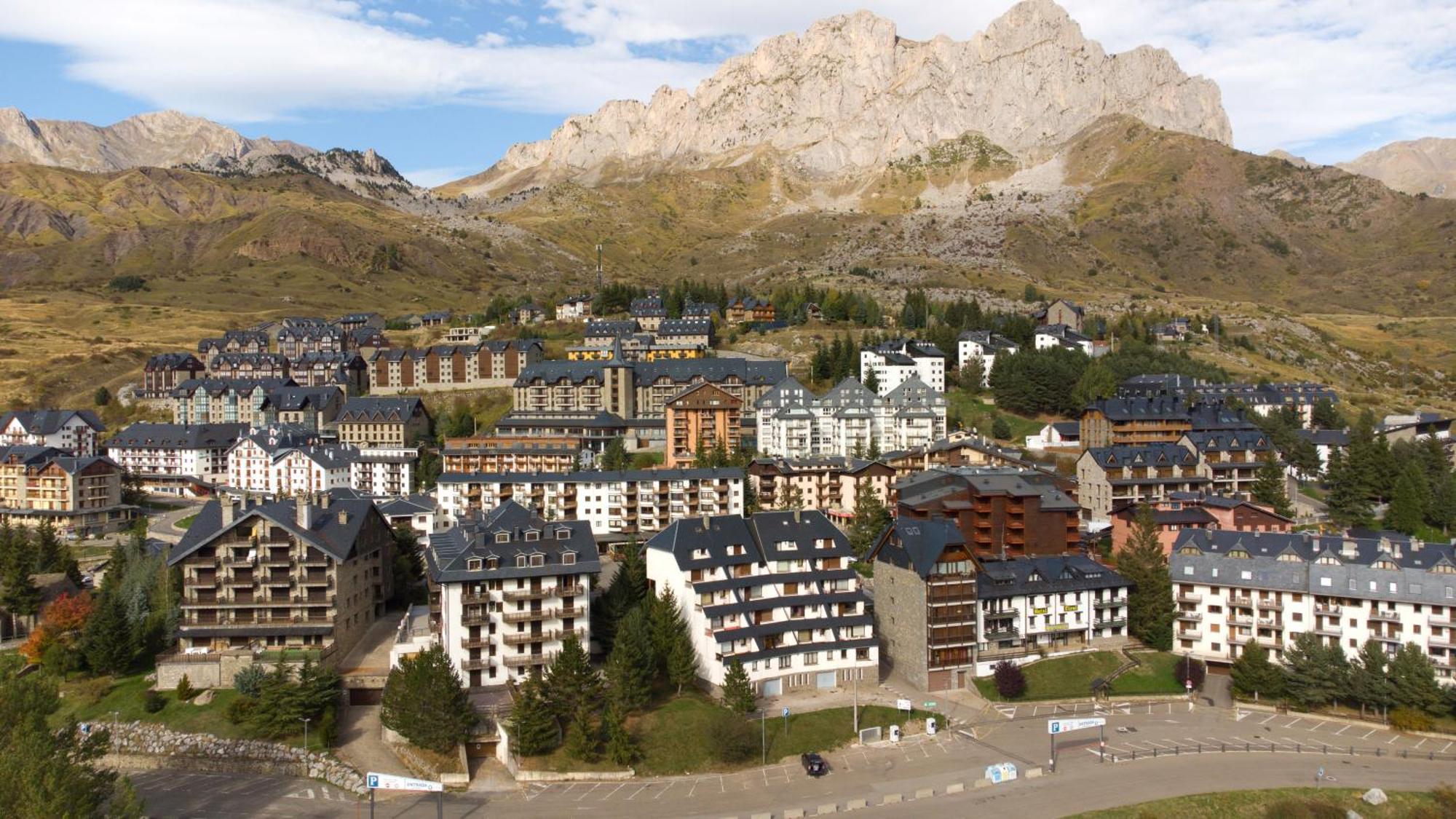 Apartamentos Formigal Buitenkant foto